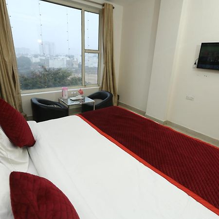 24 Hotel & Resort Agra  Eksteriør billede