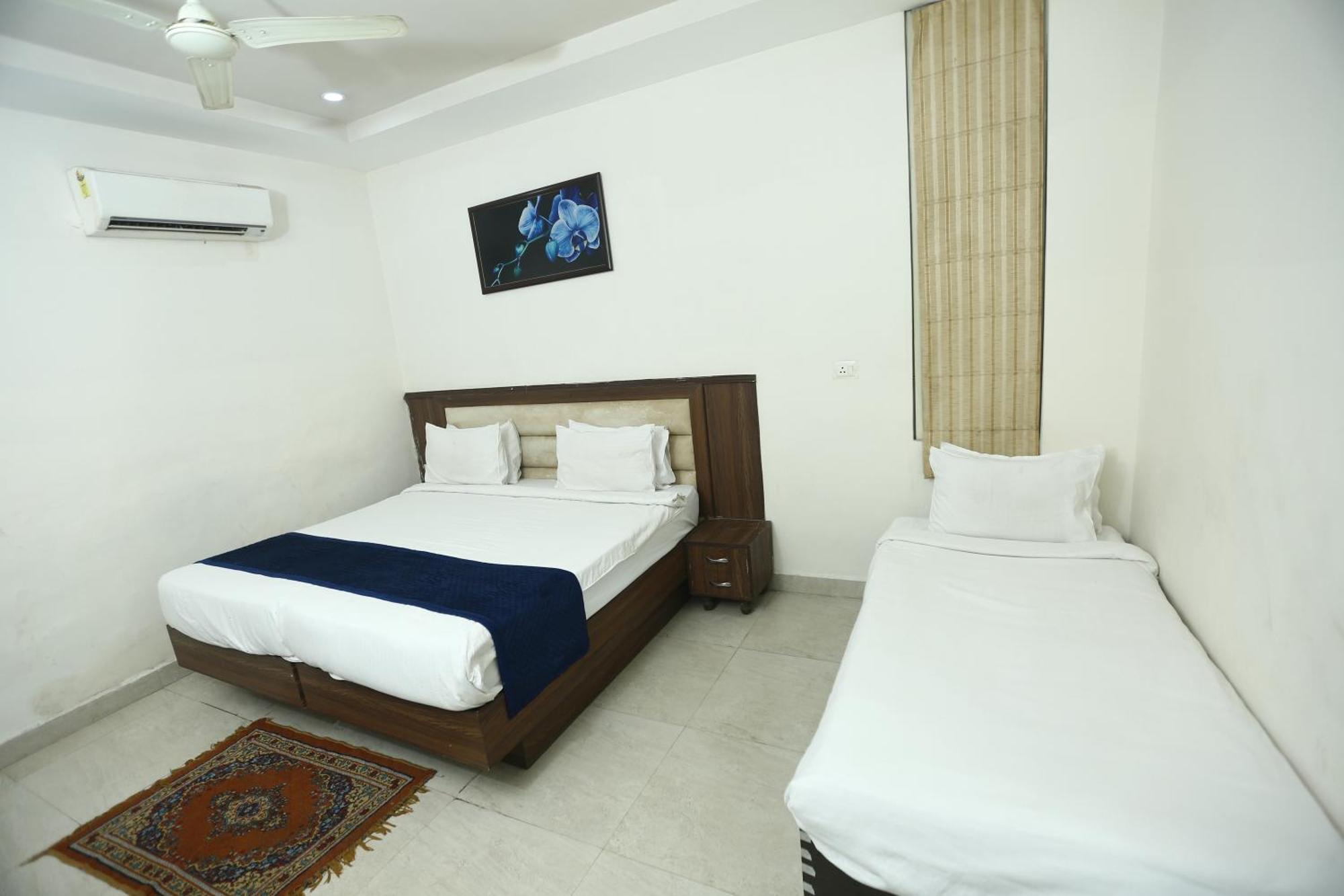 24 Hotel & Resort Agra  Eksteriør billede